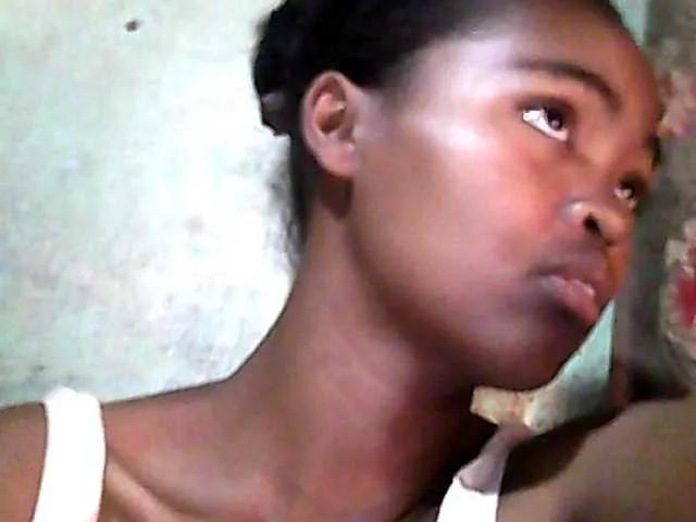 Allycha1 on BongaCams 