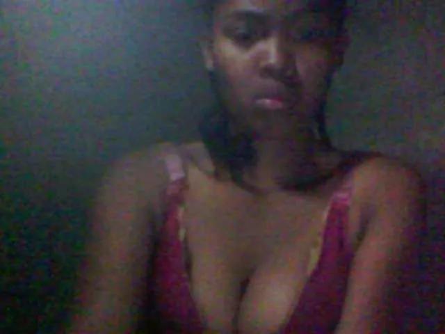 Allycha1 on BongaCams 