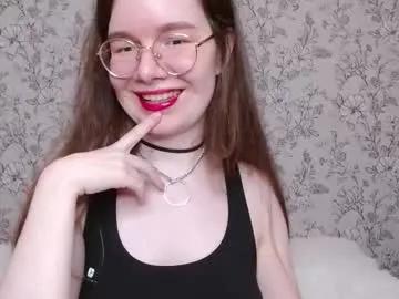 _mizuka_ —  Goal:  make me happy  #nonude #young #glasses #pantyhose [651 tokens remaining]