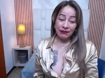 amell_thomson — show tongue [19 tokens left] 