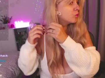 aprilxsugar — buzz me, make me cumm and squirttt  fav lvl 15, 50, 100, 300, 500, 1000 - Goal: make me squirttt #squirt #natural #lovense #bigboobs #milf