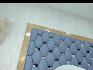 crystal_sm — GOAL: fuck pussy hard   machine cum+squirt [499 tokens remaining] Welcome dear, I'm going to make you scream my name  #slim #anal #squirt #latina #machine