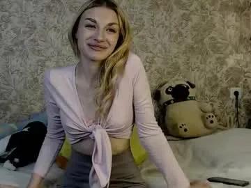 ellamilla on Chaturbate 