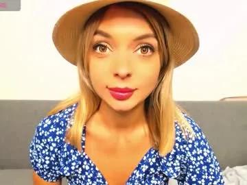 ellen_flow — #femdom #teen #feet #squirt #anal #