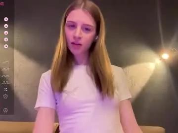 evie_may on Chaturbate 
