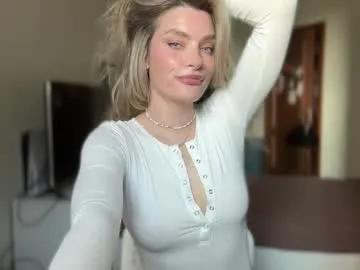 haley_rune — room #hot #blonde #allnatural #sweet