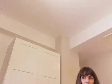 jessiejunee — Make me cum to burst  through the ceiling  [0 tokens remaining]