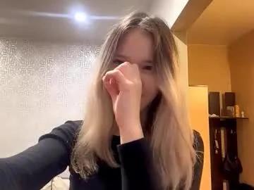 kieshabranner — Goal: a little shy jump :) / I'm Kimi , literally my first stream, hehe #new #shy #cute #petite #natural [0 tokens remaining]