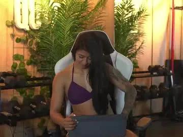 kim_beckett — #fit #smile #muscle #smalltits #ebony [1872 tokens remaining]