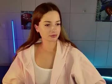 kiravair — GOAL: show you my face closer [75 tokens remaining] Hi! My first days here #new #brunette #young #nonude #shy