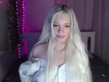 kttyemiow__ on Chaturbate 