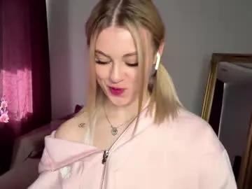 lil_elisa — Goal : Unzip my cute hoody a bit more (not fully unzip) <3 ( =  = ) || Hey there , I'm Elisa cute and shy young girl. Love dancing and sport. Behave nicely in my room please > #natural #18 #new #shy [
