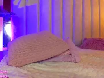 lil_hanna18 on Chaturbate 