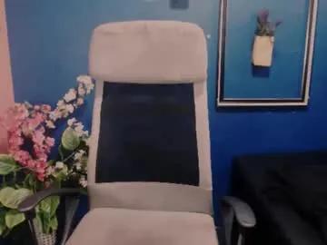 littleindianmilf on Chaturbate 