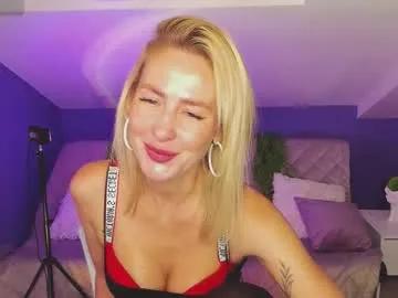 madammilly on Chaturbate 