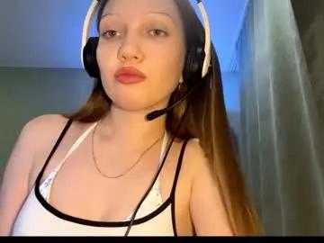 martinwion — Goal: Slap my booty 5x| Hi everybody!!! I'm Emily. How are you? #new #shy #teen #cute  #18 [40 tokens remaining]
