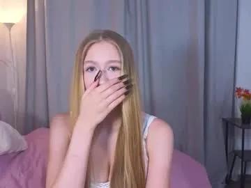 maybaybe — Hi Im Alice, I'm here, you're here. Let's have fun #new #bigtits #shy #blonde #18 Goal: I'll do a sexy dance and show off my outfit. [55 tokens remaining]