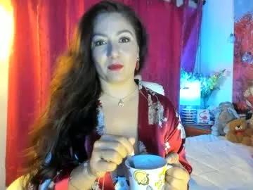 milfboobs_10 — Show Naked #natural #bigass #latina #bigboobs #feet #mature [109 tokens remaining]