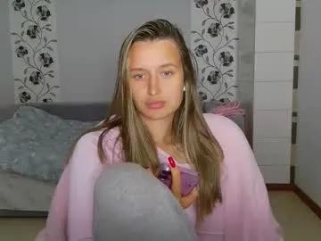 n0names — GOAL: PLAY WITH PUSSY [555 tokens remaining] oh yes! hola! que tal? #18 #shaved #bigass #natural #squirt  #18