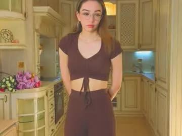 nganlico — Goal : Connect my toy? <3 Hello guys  Anasteisha and this is my third day here im #new and  #shy model on CB #skinny #18 #bigass [551 tokens remaining]