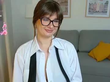 ninarivers_ on Chaturbate 