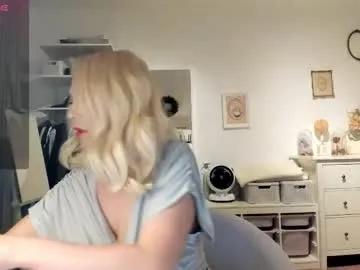 ollalla7 on Chaturbate 