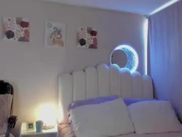 omstudio1994 — GOAL: OIL BODY Martina Ricci's room:  #pantyhose #anal #latina #bigclit #natural  #fuckmachine