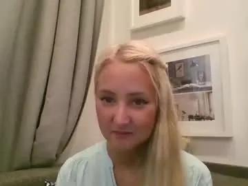 oxifoxi — Hello everyone ) Today its my first day here and i am glad to meet  you and start our first dialogue ) PVT is OPEN #new #nonude #mature #natural #lady [0 tokens remaining]