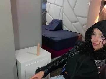 pettymoon — GOAL: Show tits [49 tokens remaining] Welcome to my room! #feet #new #slim #c2c #petite