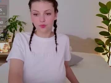 pusichka_ — GOAL: get wet my  t-shirt [250 tokens remaining] PVT OPEN #bigass #18  #new #bigboobs #skinny