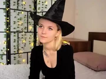 savannahshor on Chaturbate 
