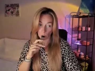 save_the_qween —  Miss Stress  at [199842 tokens] #feet #natural #tease #milf #cute