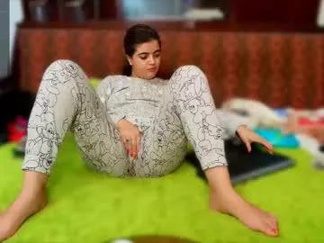 slutty_milf_bitch — help to buy the mannequine with dick+2 toys [20000 tokens left] #bbw #british #mature #arab #new