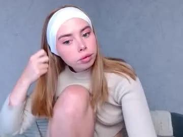 sofia_here — zoom pussy #squirt #natural #lovense #anal #hairy [45 tokens remaining]
