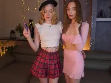 suannedoriean — Goal: French kiss for u :) Hello we are Mase and Linda,  Let's have fun together<3, we are #new #shy #18 #skinny #smalltits [23 tokens remaining]