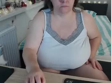 sweetboobs85h — #bigboobs #pvt #play #hairy #password #ride [999 tokens remaining]