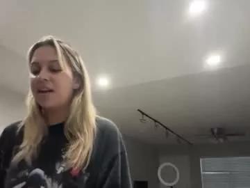 tiffstreatsxoxo on Chaturbate 