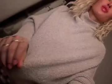 transnextdoor_ — LOOKING FOR A FILTHY LCL SISSYWHORE TO BE MY CUMBUCKET FAG IN RL! #BEMYFUCKBUDDY #9INCHES #femdom #usa #mistress #usa #mistress #selfsuck