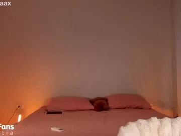 vincentiax — Goal: NAKED #curvy #nylon #natural #bigass #hairypussy - Next Goal: Play Pussy