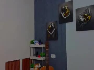 viper_rr — GOAL: flash tits [77 tokens remaining] Welcome to my room honey! #18 #bigboobs #lovense #young #natural