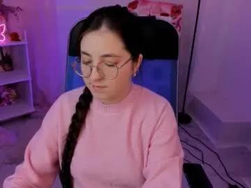 virtualvoyant — GOAL: for a good mood [326 tokens remaining] New week, guys. How are you?    #goddess #nonude #brunette #cute #natural