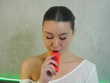 vvilly_wonka — Goal: for a good starting dayWelcome to the factoryI'm #new here and wish me luck! #asian #tease #young #18 [55 tokens remaining]