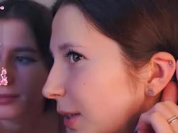 wendiesetters — GOAL: sensual kiss show Welcome to ours room  ours fav vibrations 100|120|160|200| #young #lovense #shy #natural #smalltits