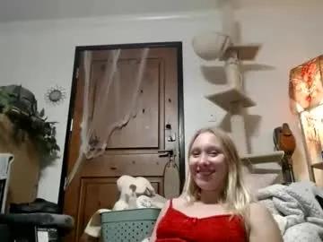 xmckennalynn — Cum smoke and chill with me