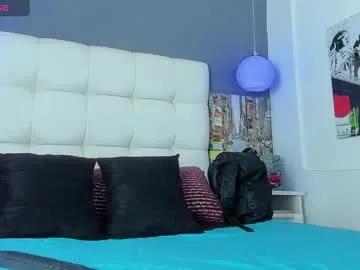 yiyo10_ on Chaturbate 