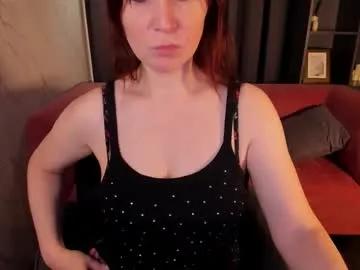 zoeeast — make my day  #milf #c2c #tease #shorthair #smalltits [1100 tokens remaining]