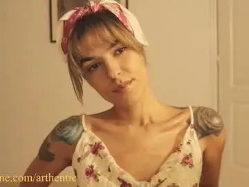 zorosgiirl on Chaturbate 