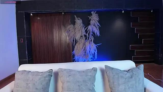 AidaJones on StripChat 