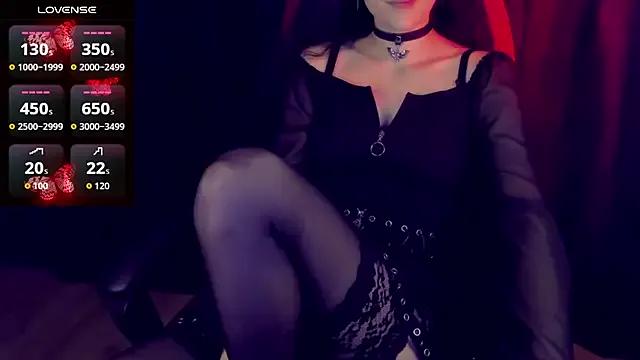 AlariaFatal on StripChat 