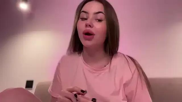 AlmaryKim on StripChat 